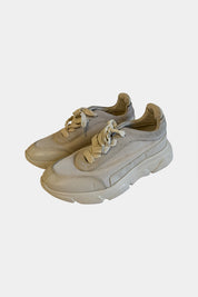 Country Road Off White Sneakers