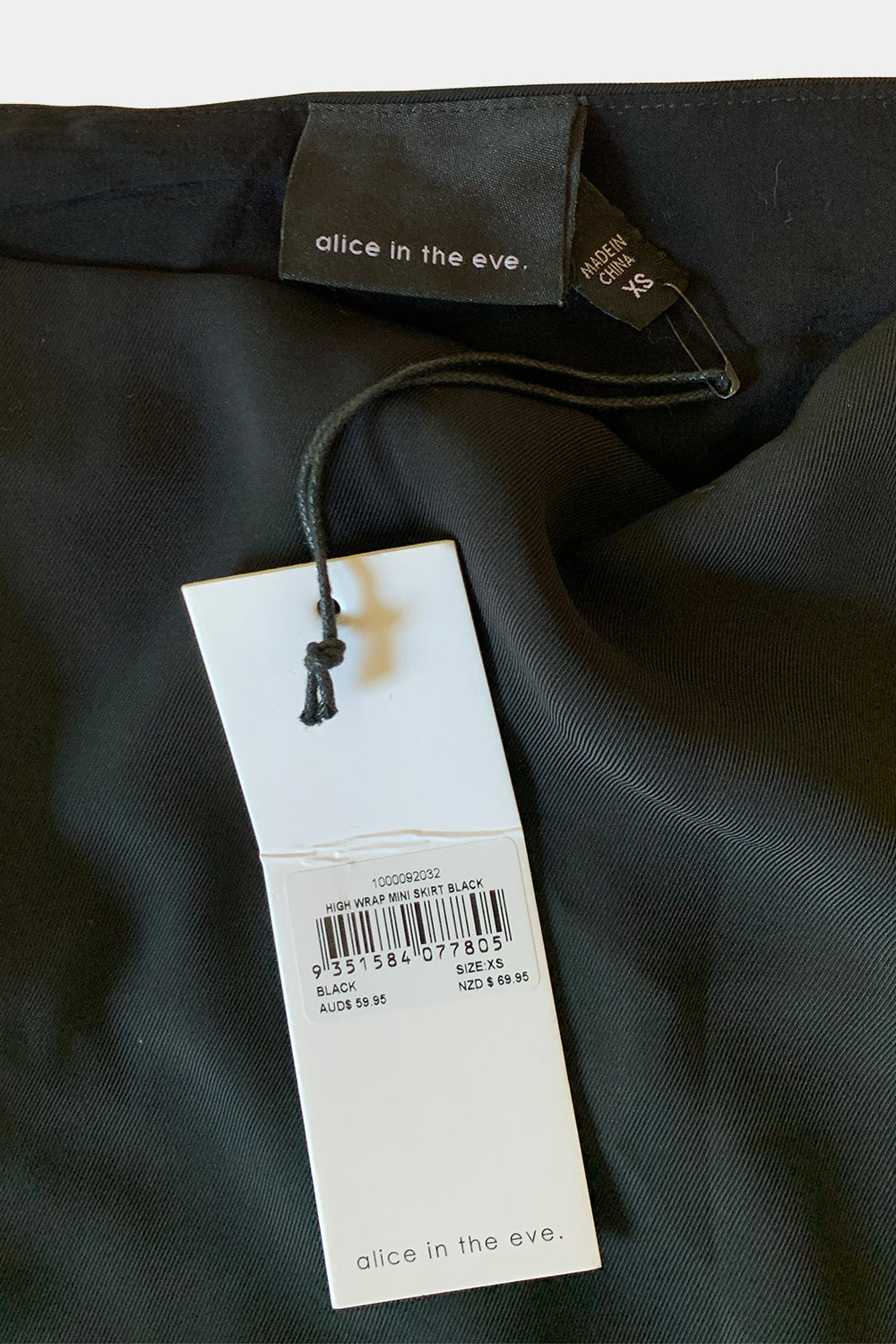 Alice In The Eve Black Skirt