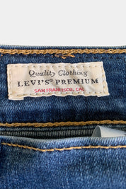 LEVIS Blue Jeans
