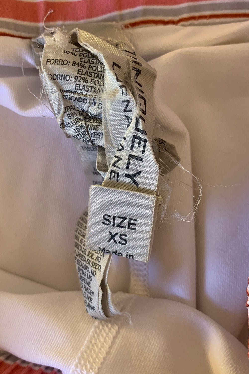 Uniquely Lorna Jane White Gym Shorts