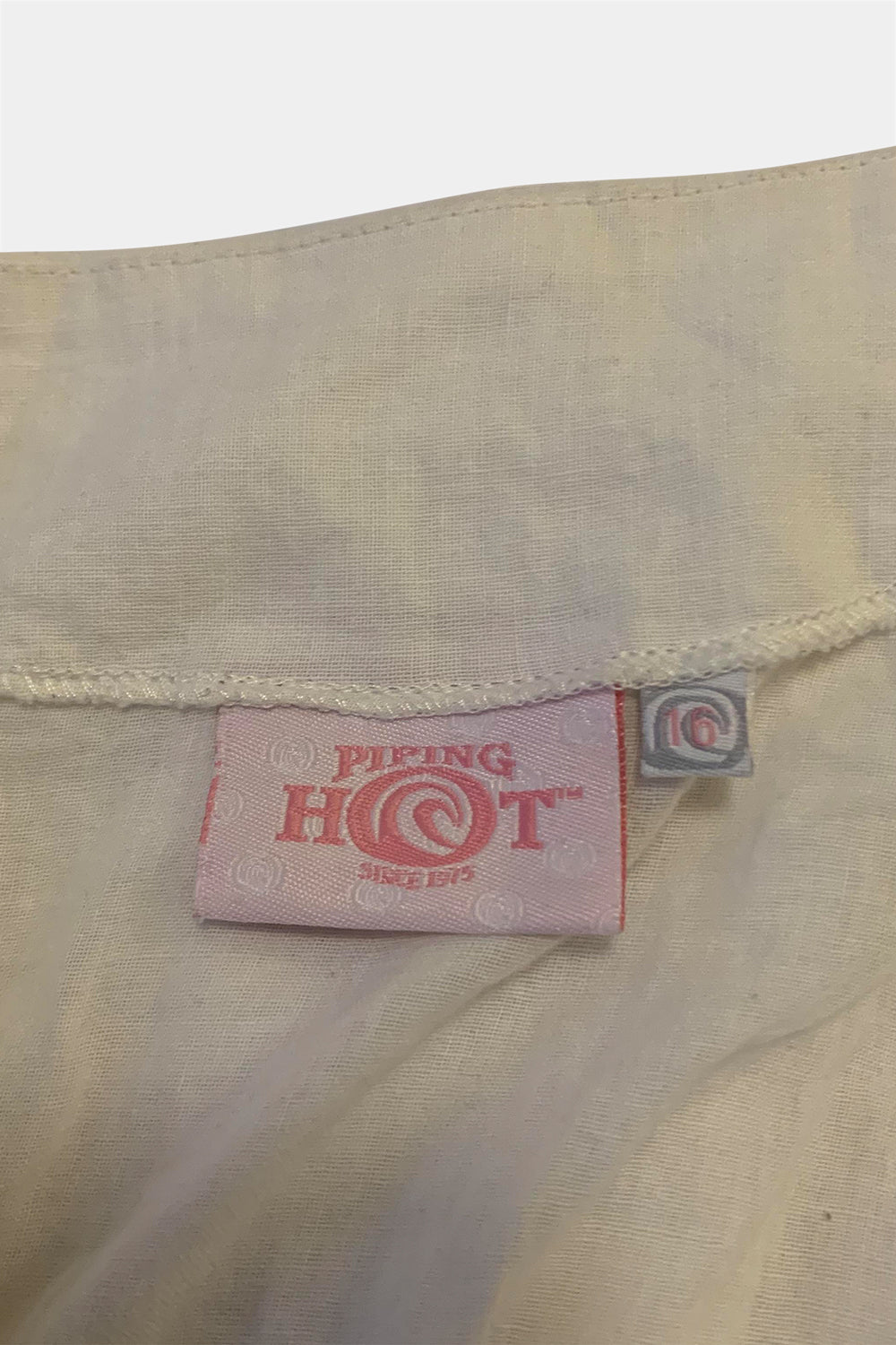 Piping Hot White Top