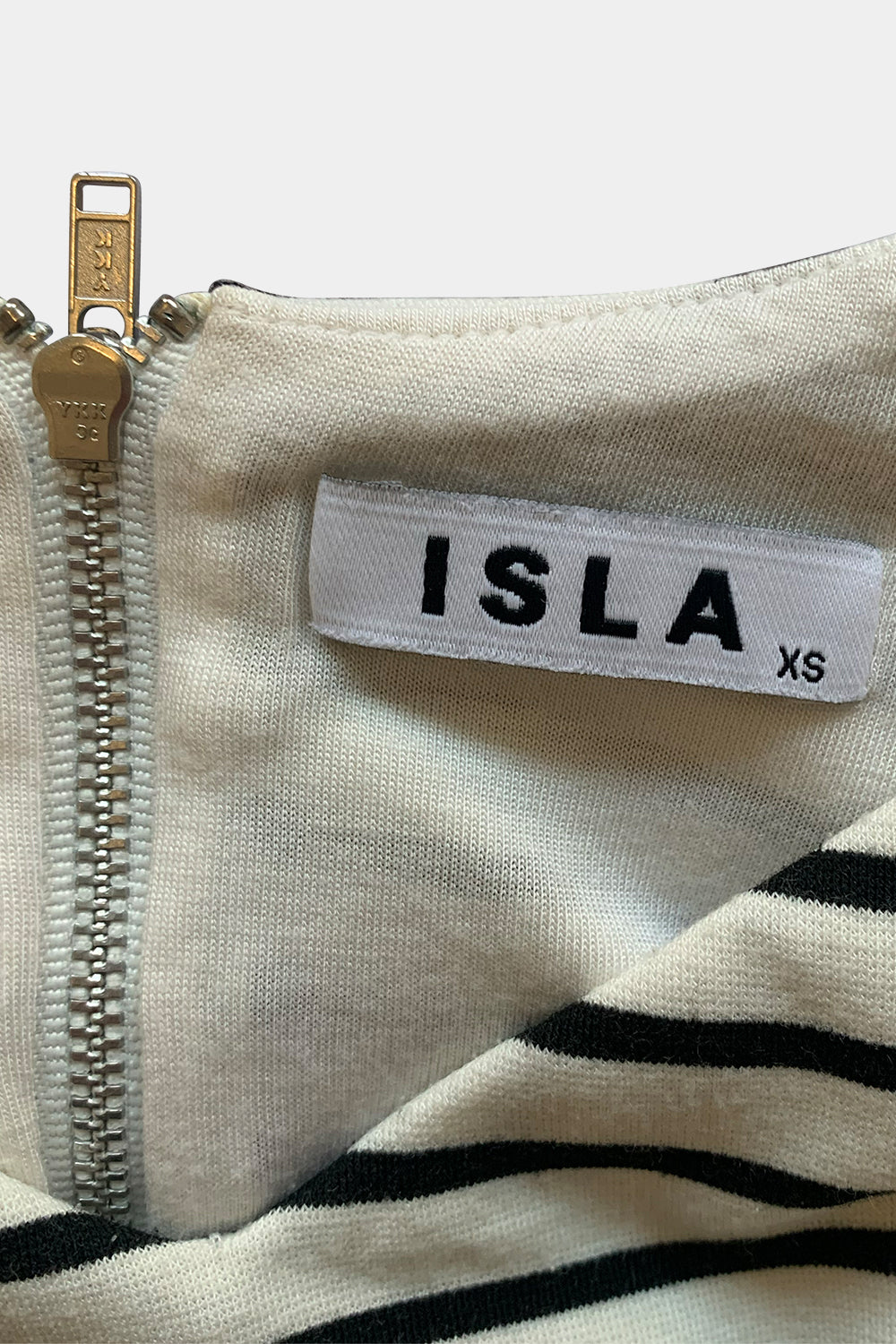 ISLA White And Black Top