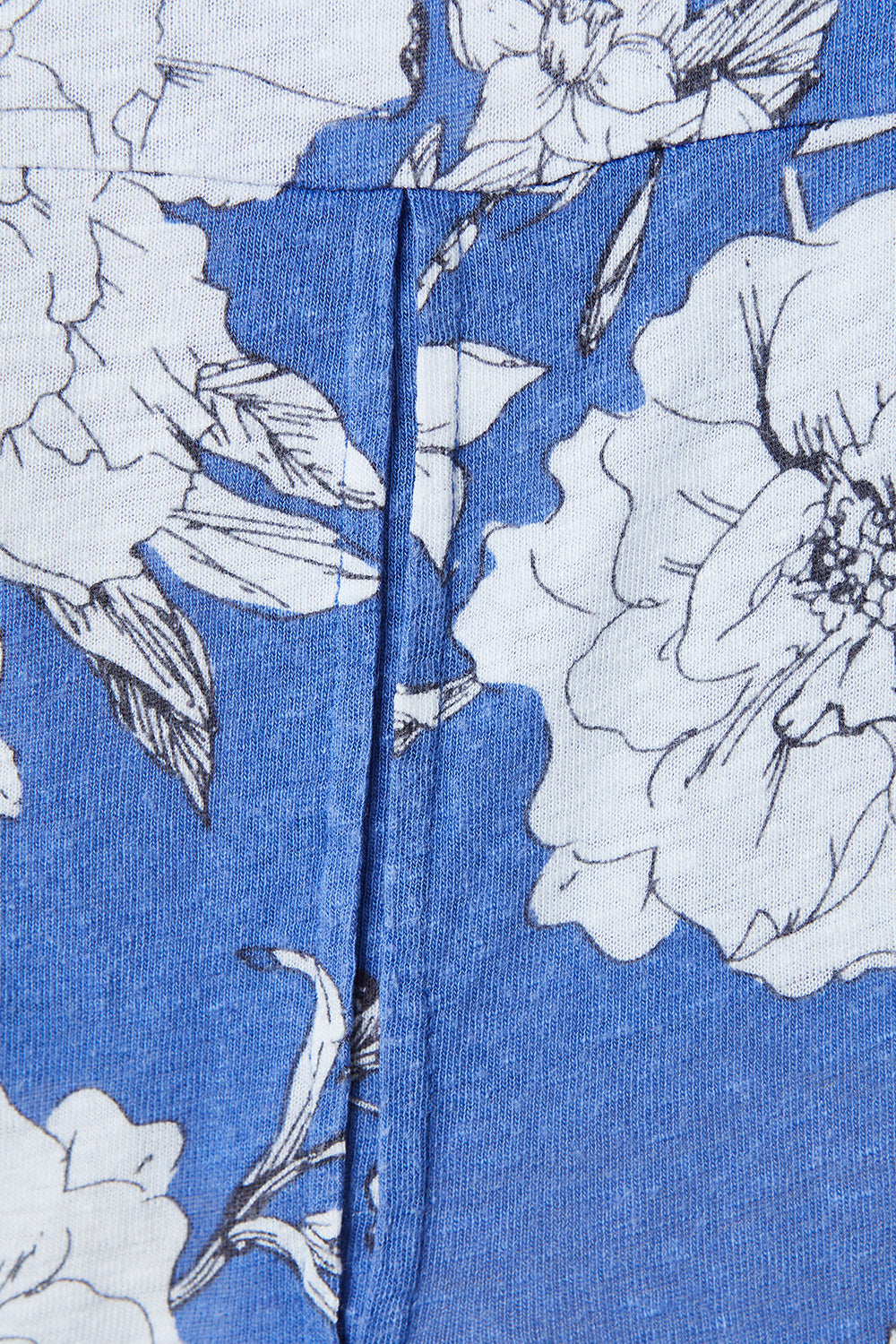 WITCHERY Blue and White Floral Swing Top