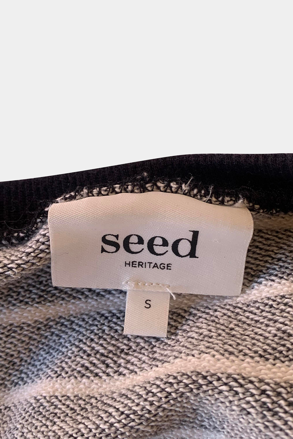 Seed Heritage Black Top