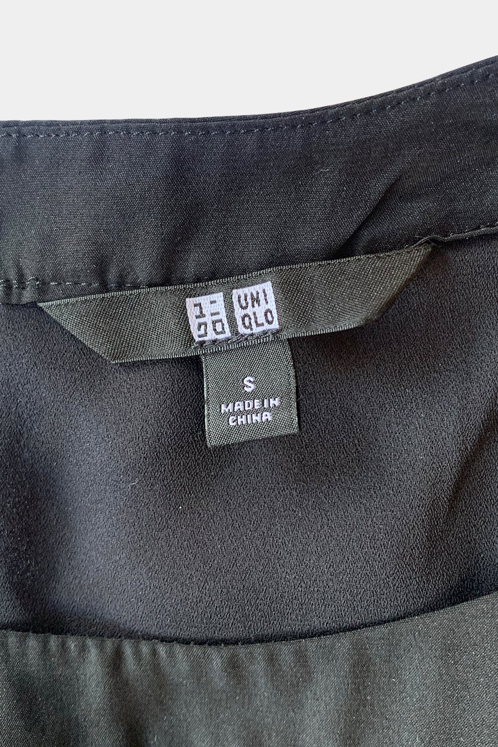 UNIQLO Black Top