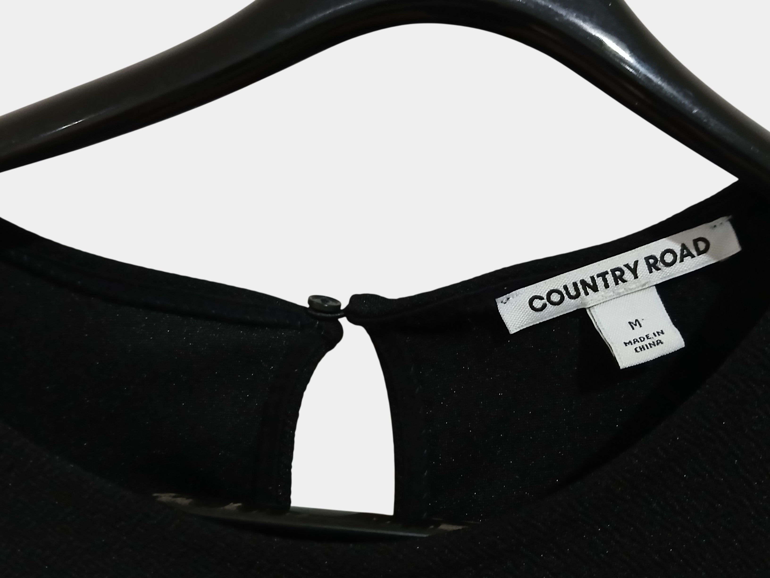 Black Country Road Blouse Size M