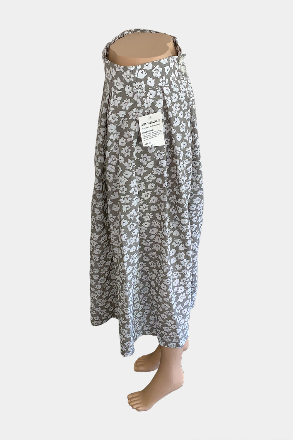 Perri Cutten Taupe Skirt