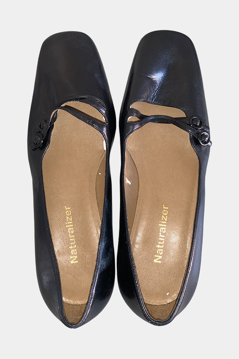 NATURALIZER Black Heels