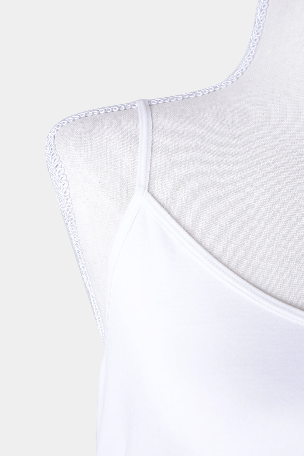 LAUXES White Stretch Slip Dress