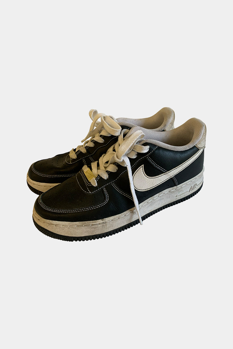 NIKE Black Sneakers
