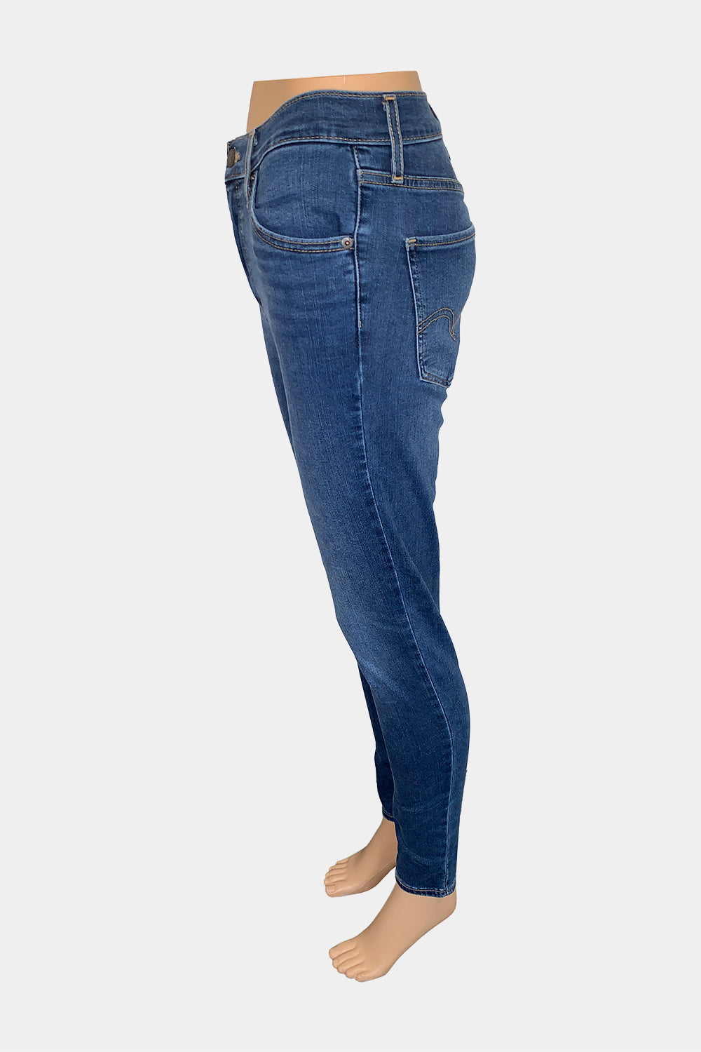 LEVIS Blue Jeans