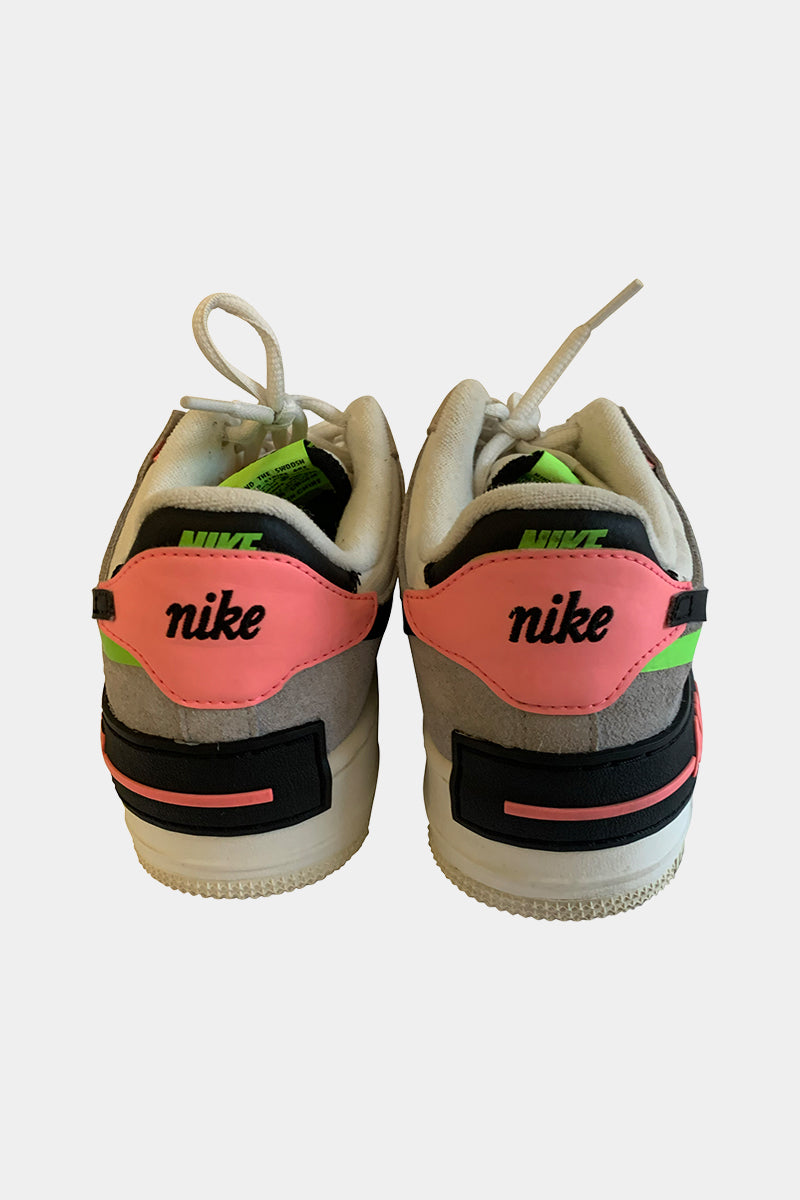 NIKE White Sneakers