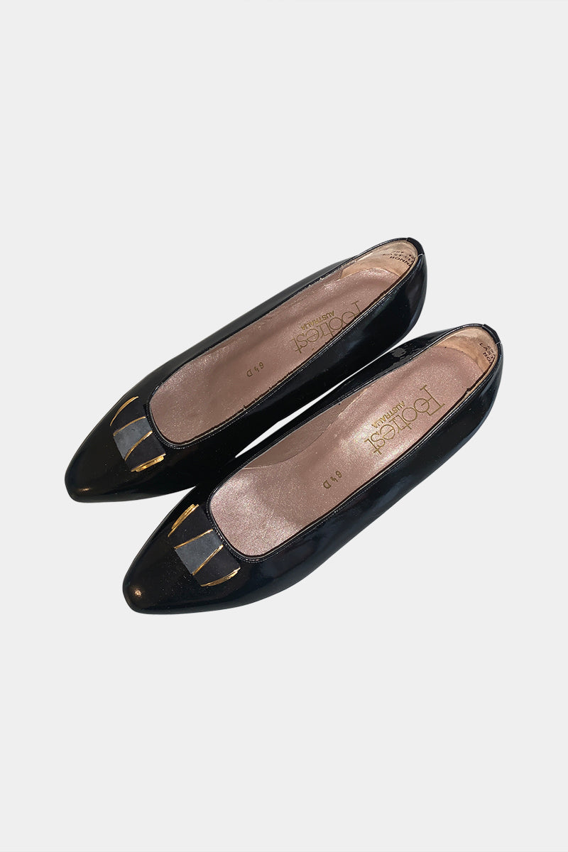 FOOTREST Black Heels