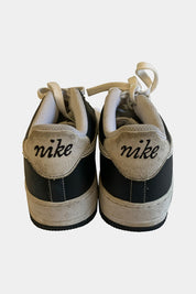NIKE Black Sneakers