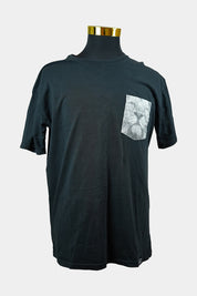CARRÉ Black Tee with Graphic Pocket