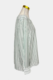 SUSSAN White and Green Top