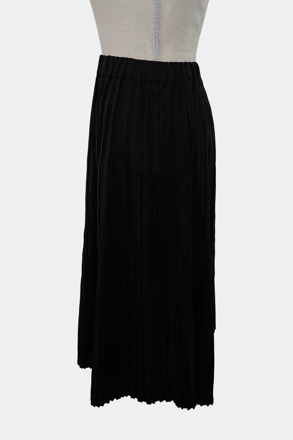GORMON Black Pleated Midi Skirt