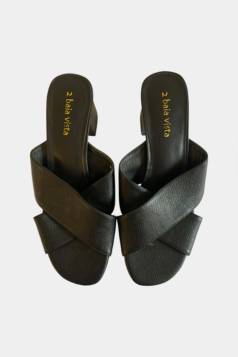 2 Baia Vista Black Sandals