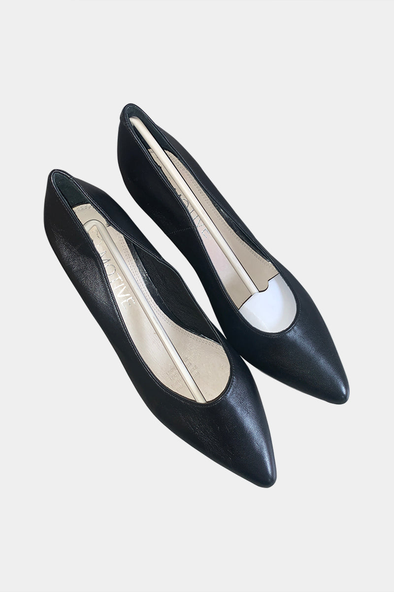 MOTIVE Black Heels