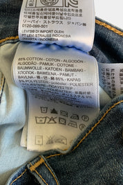 LEVIS Blue Jeans
