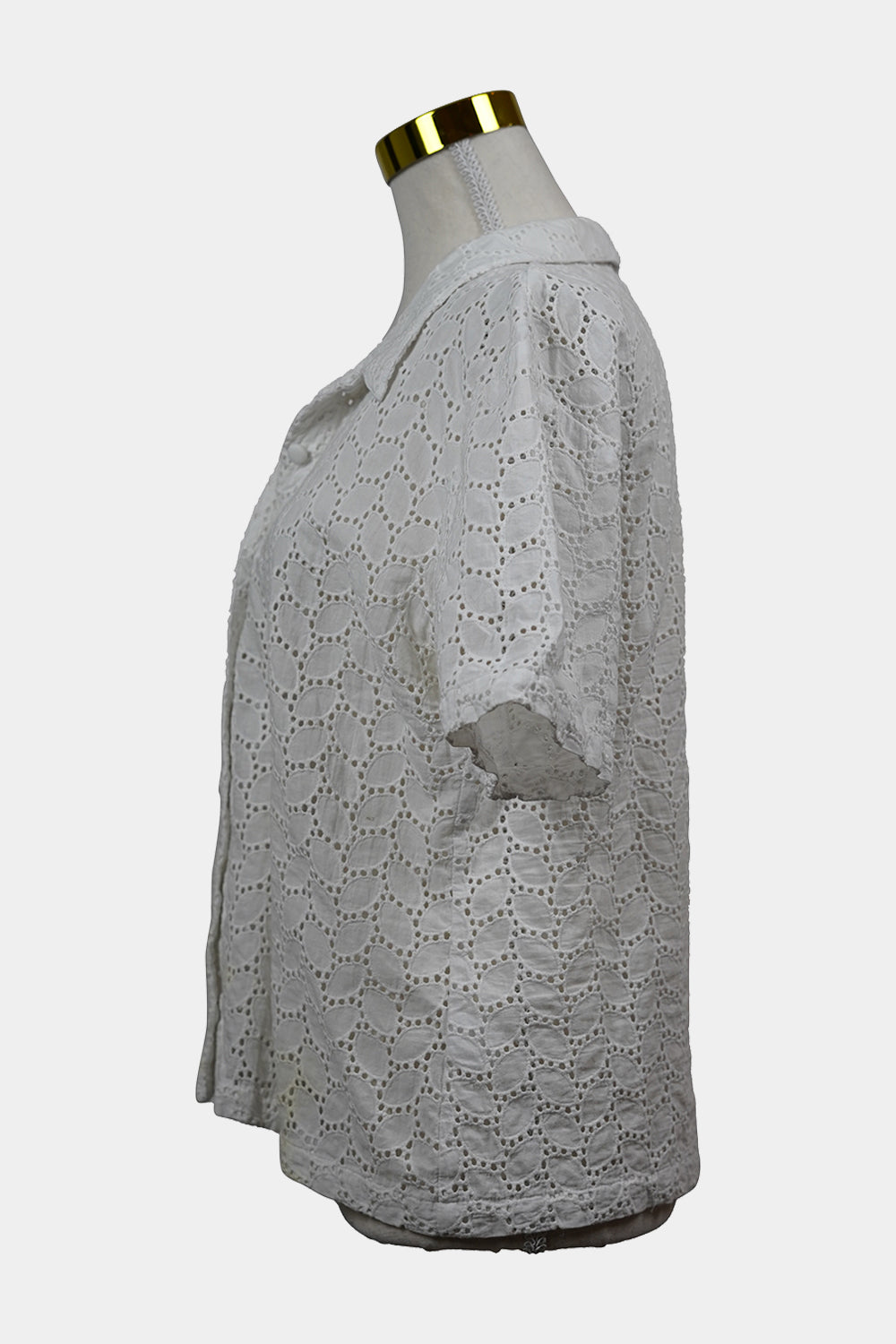 Simply Fabulous White Lace Collard Button Up Tee