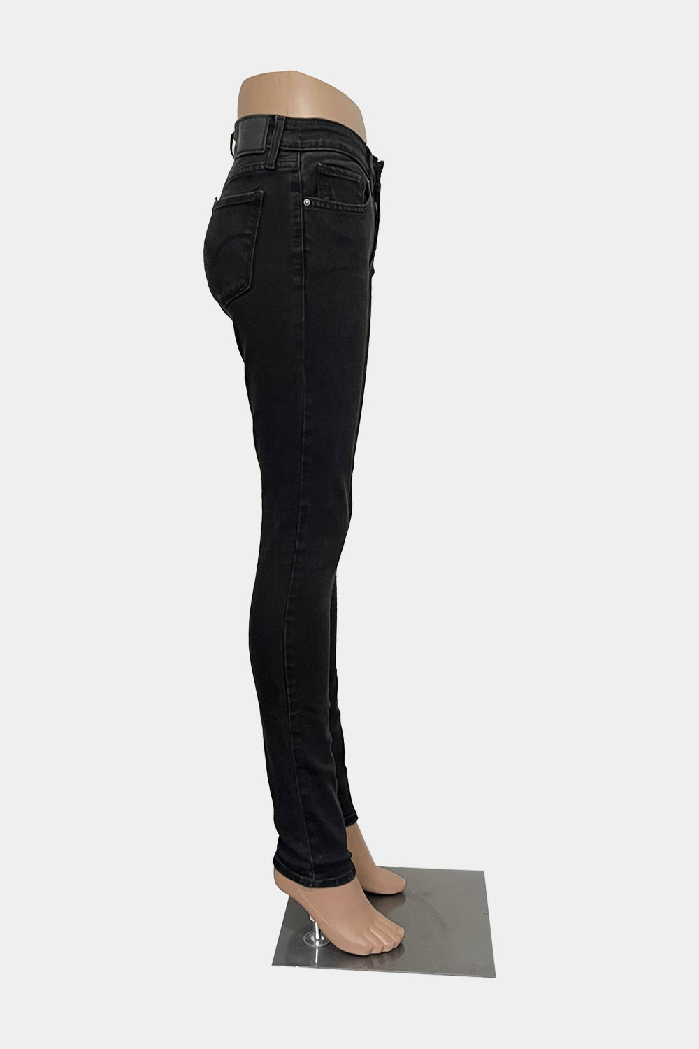 LEVIS Black Jeans