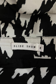 Slide Show White and Black Skirt