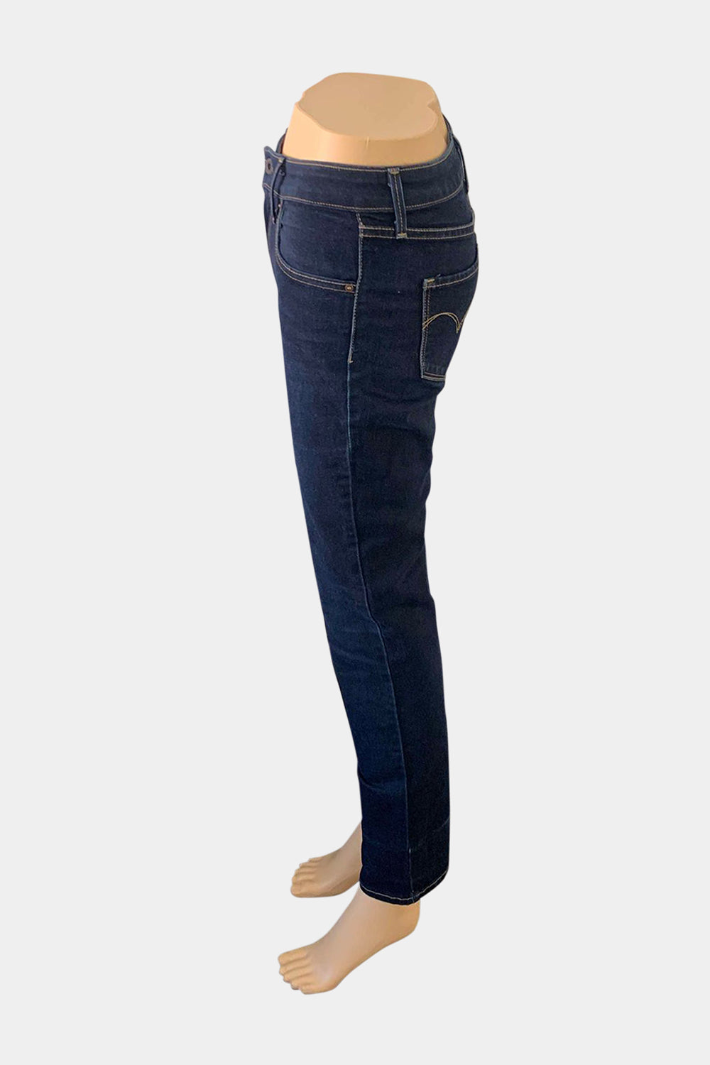 LEVIS Blue Jeans