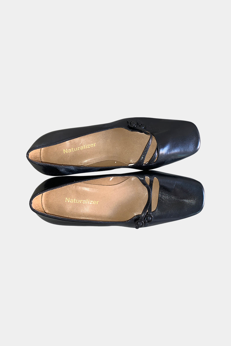 NATURALIZER Black Heels