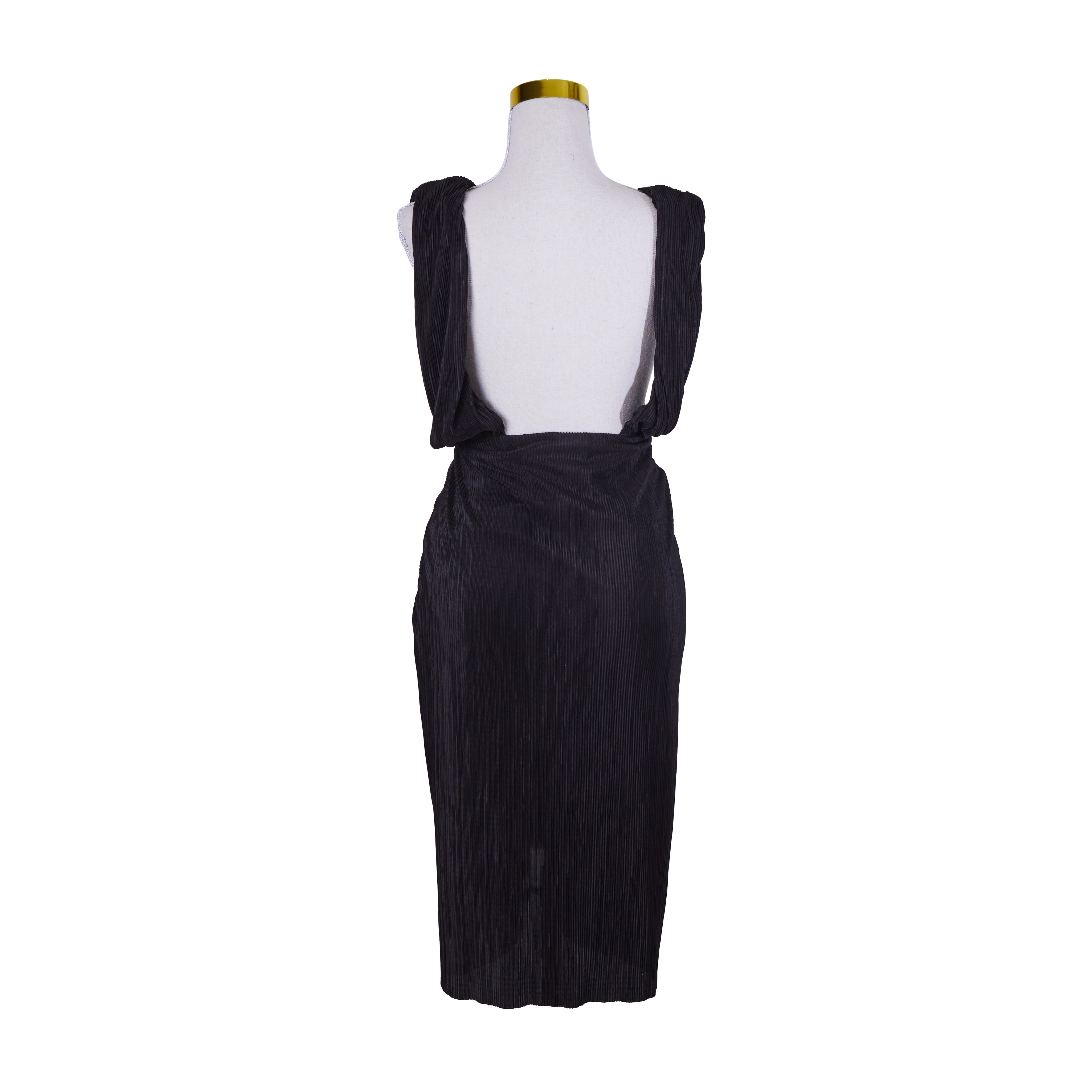 MISSGUIDED Black Plunge Neck Pleated Cocktail Dress