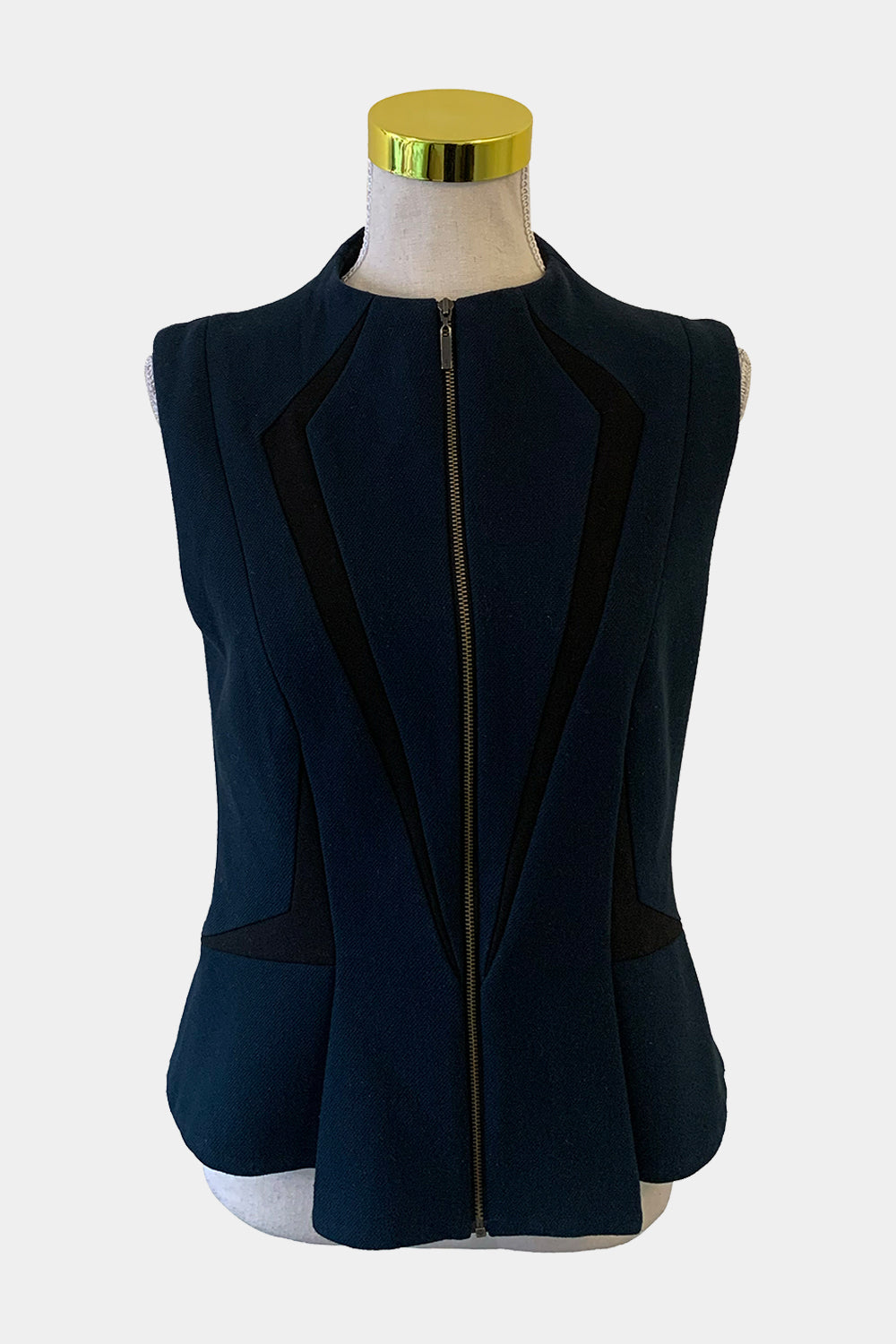 CUE Navy Top
