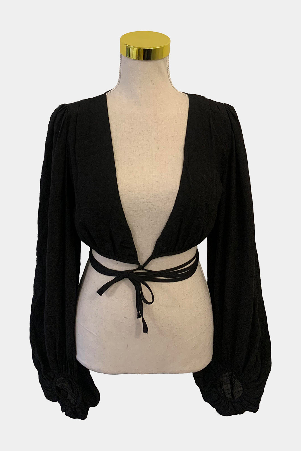 White Fox Black Top