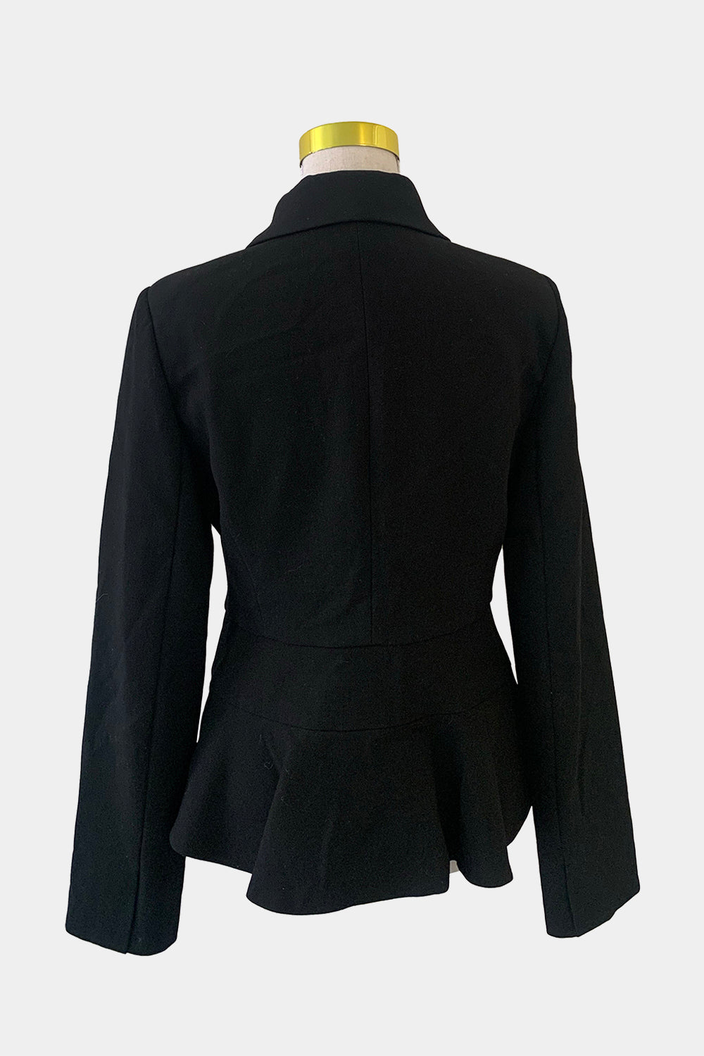 REVIEW Black Jacket