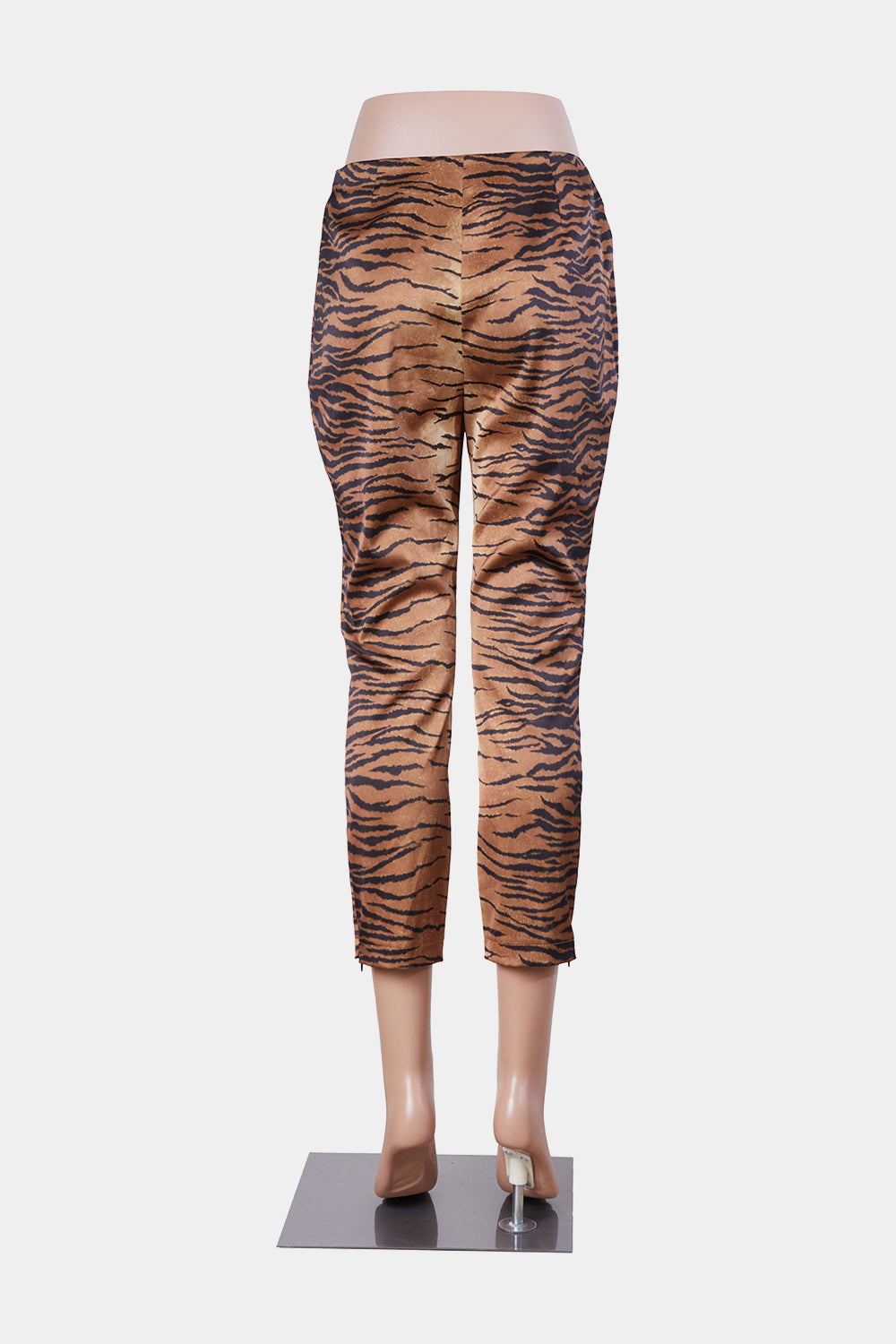Hansen And Gretel Brown and Black Tiger Print Capri Pants