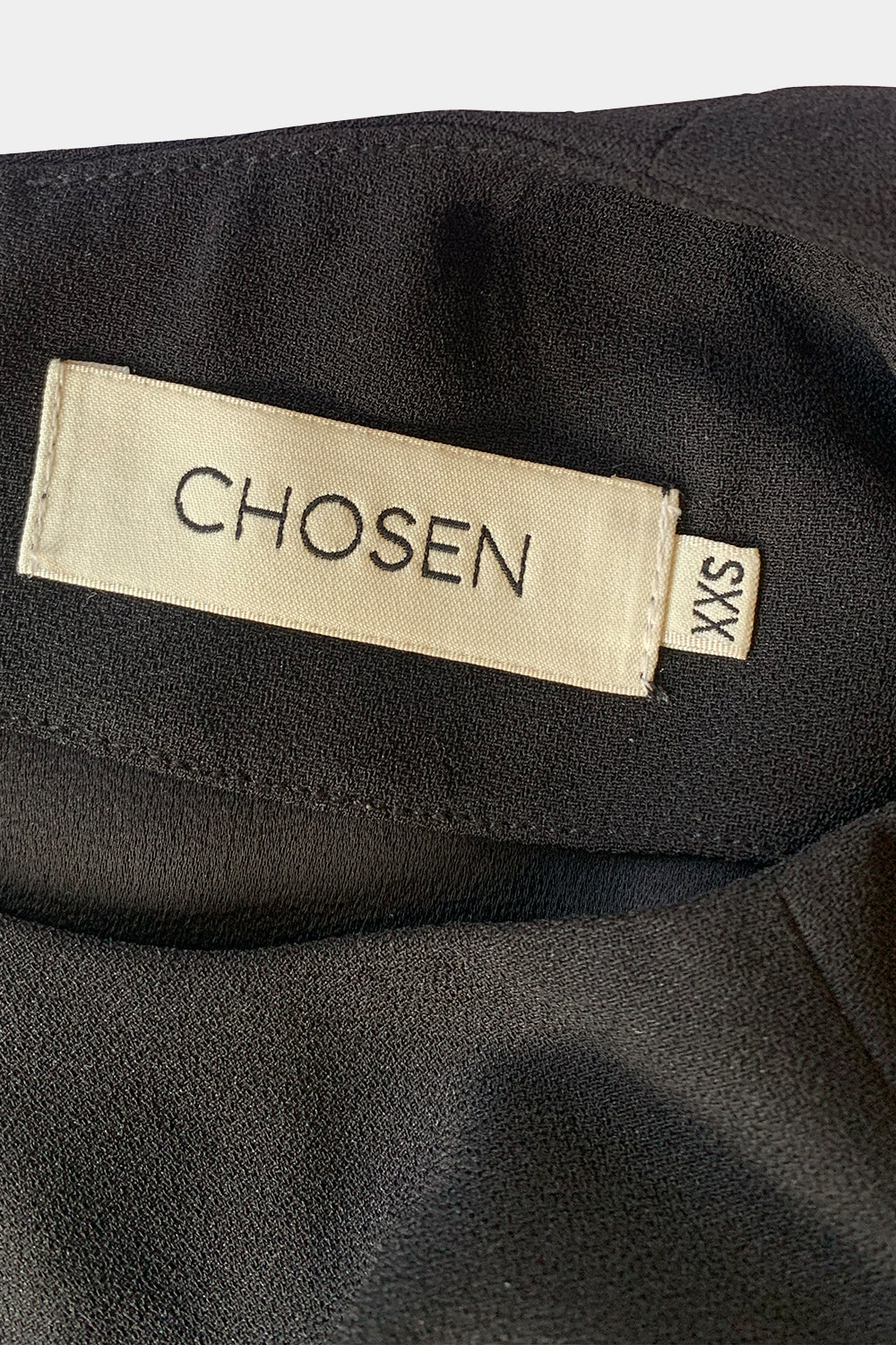 CHOSEN Black Top