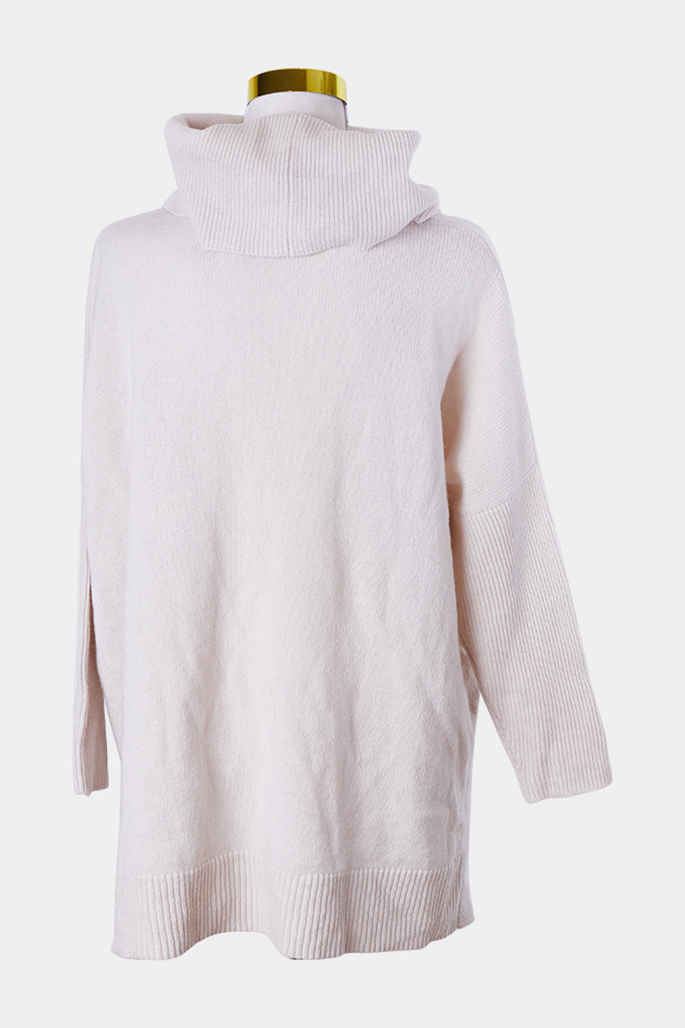 JUMP Cream Rollneck Knit Sweater