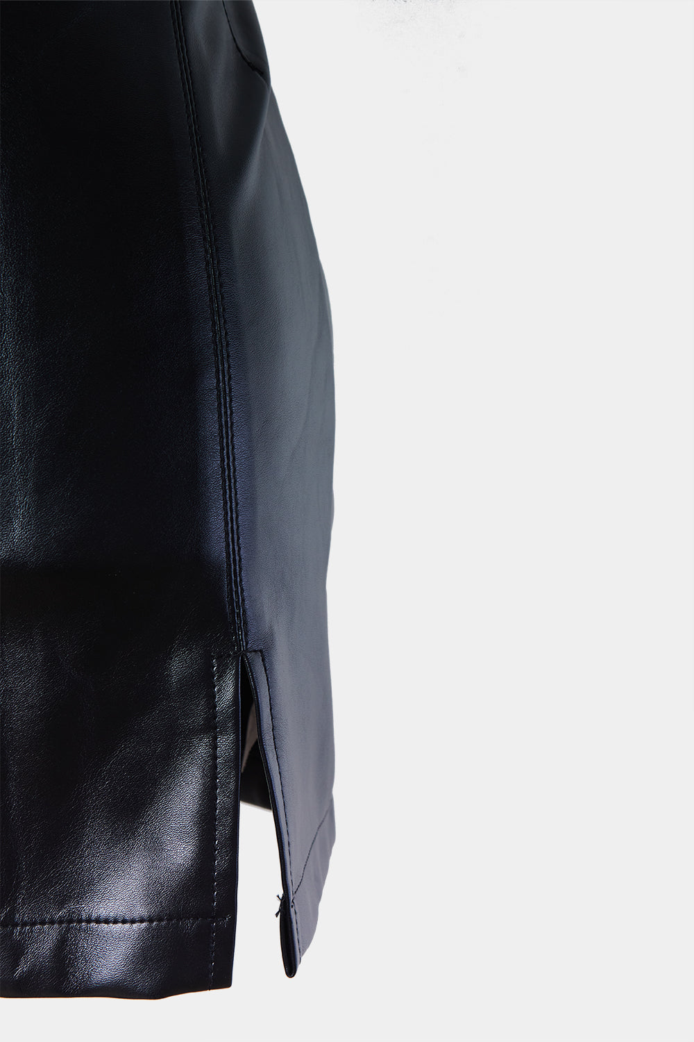 GLASSONS Black PU Mini Skit