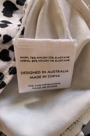 Une Piece White Bathing Suit