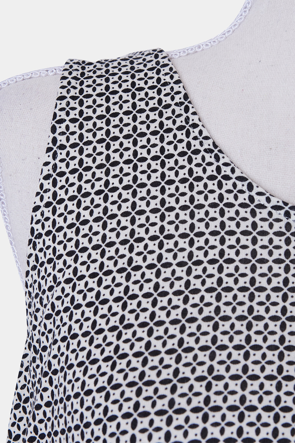 H&M Black and White Pattern Swing Dress
