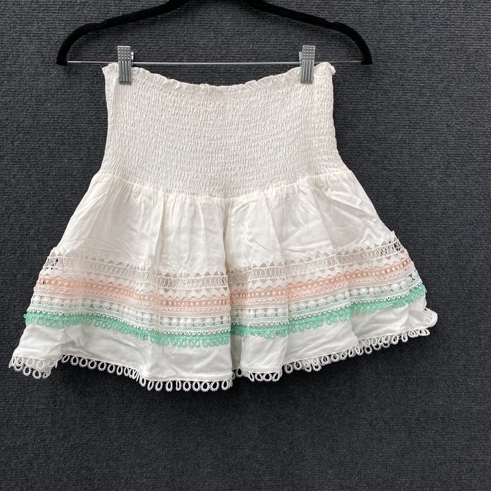 Product photograph [circular:b5b459a5520b478e]