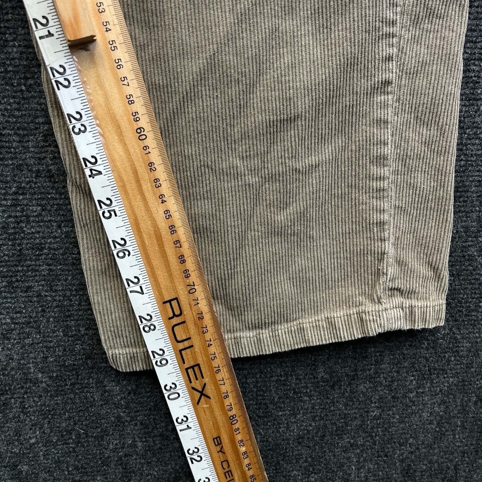 Product photograph [circular:15c3ff5fedefe2ef]