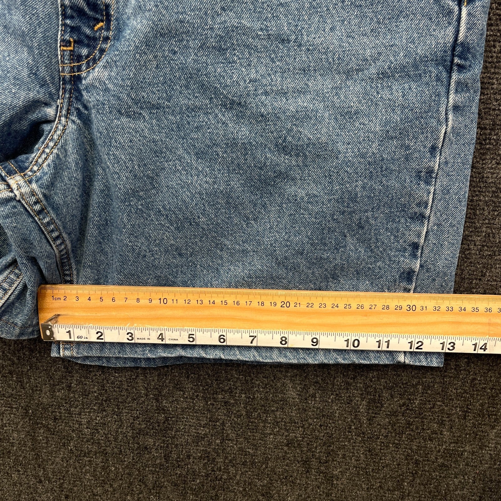 Product photograph [circular:6bf57c4cd0270107]