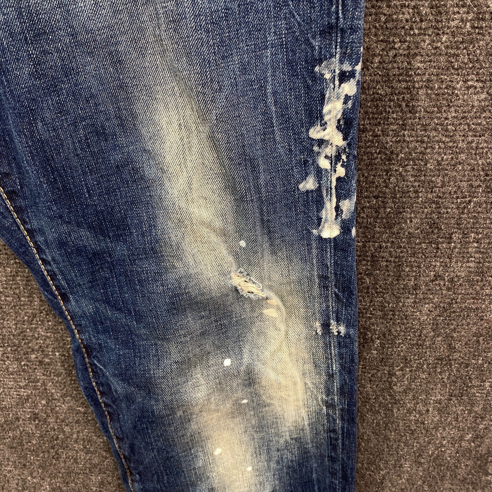 Product photograph [circular:6bc70a12863d95c8]