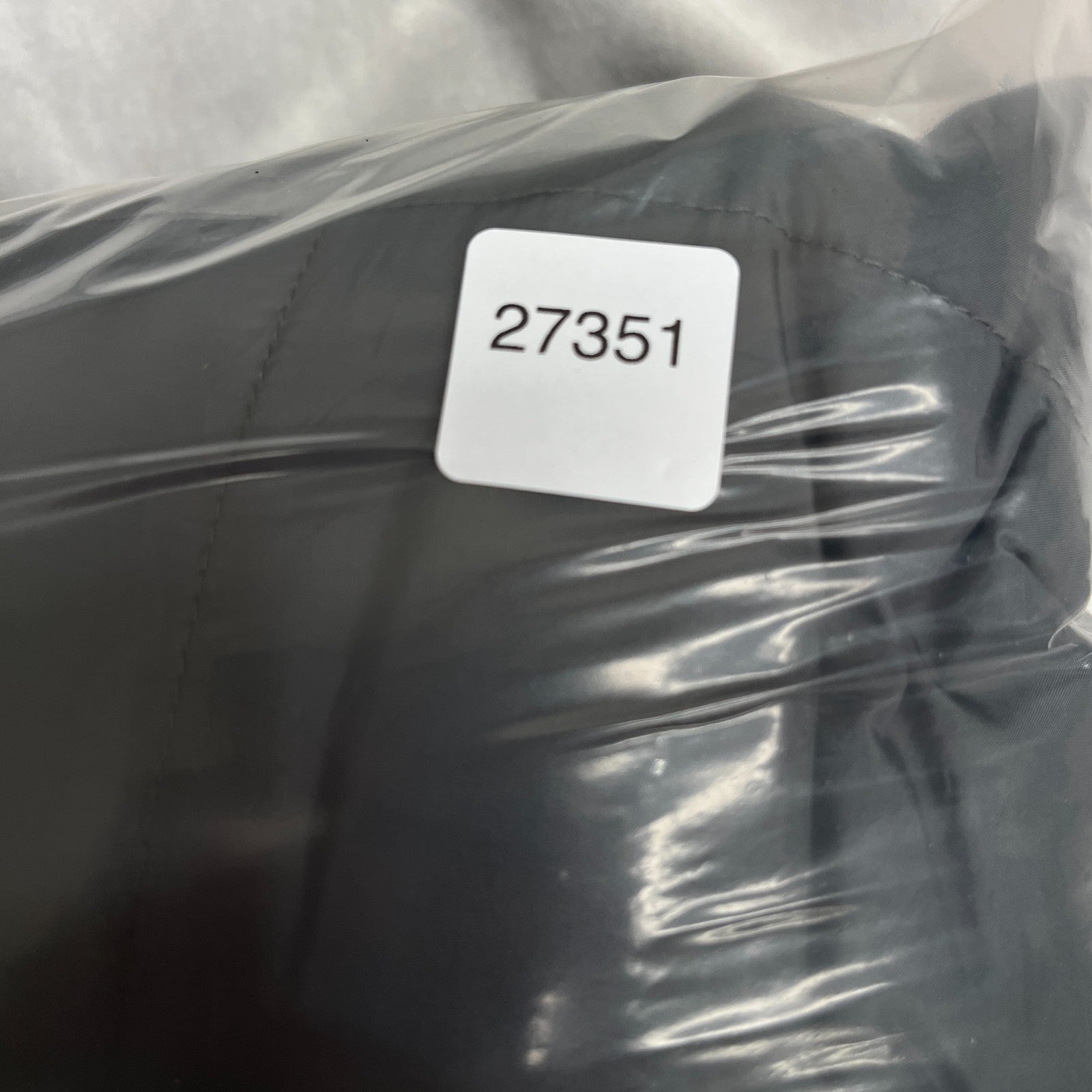 Product photograph [circular:f966eac65bbeb257]
