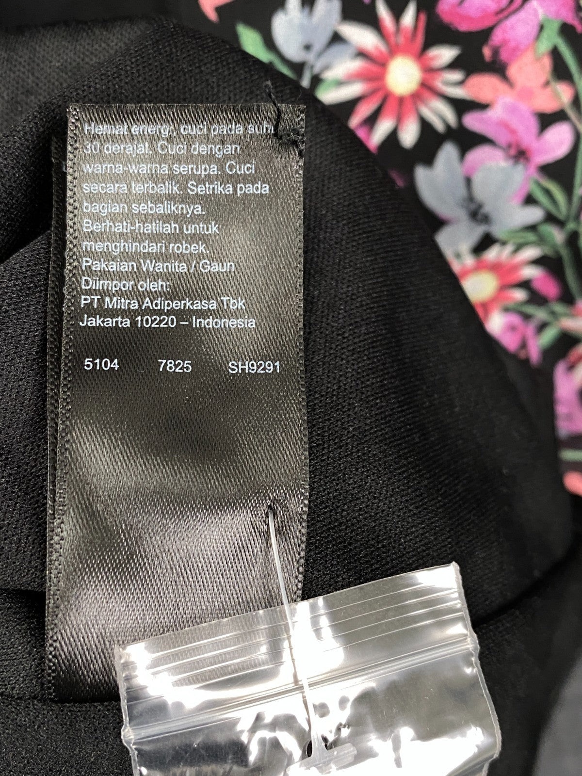 Product photograph [circular:9aec71b812bcd400]