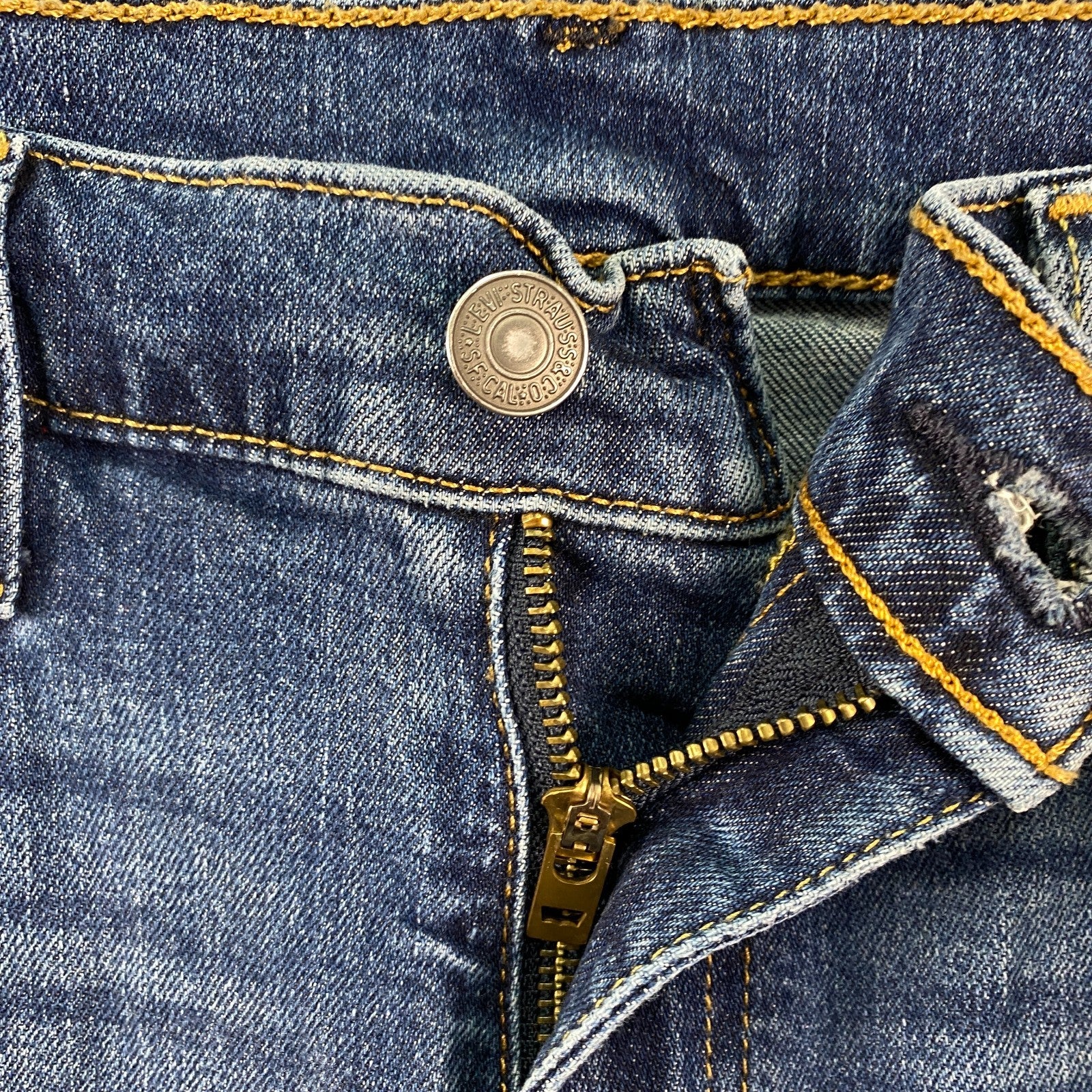 Product photograph [circular:5b1fa6fe98710af4]