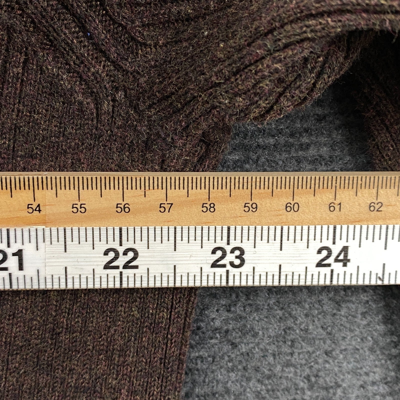 Product photograph [circular:df2763fade2389bb]