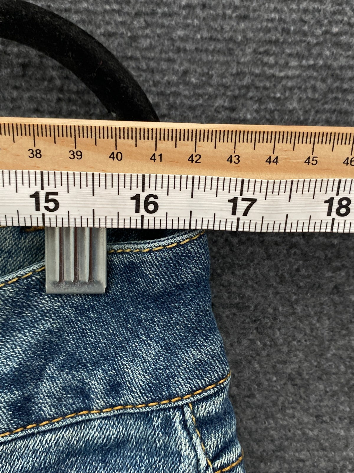 Product photograph [circular:74c394e3e3d79fac]