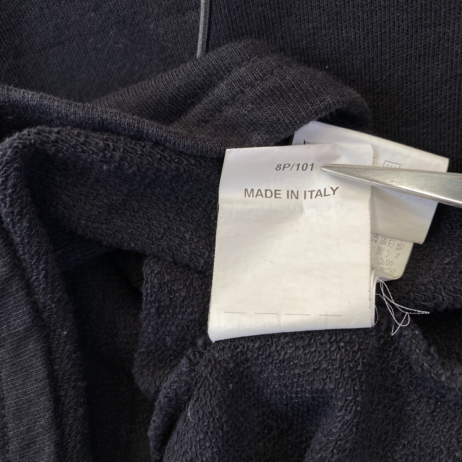 Product photograph [circular:2599701ba6c26c05]