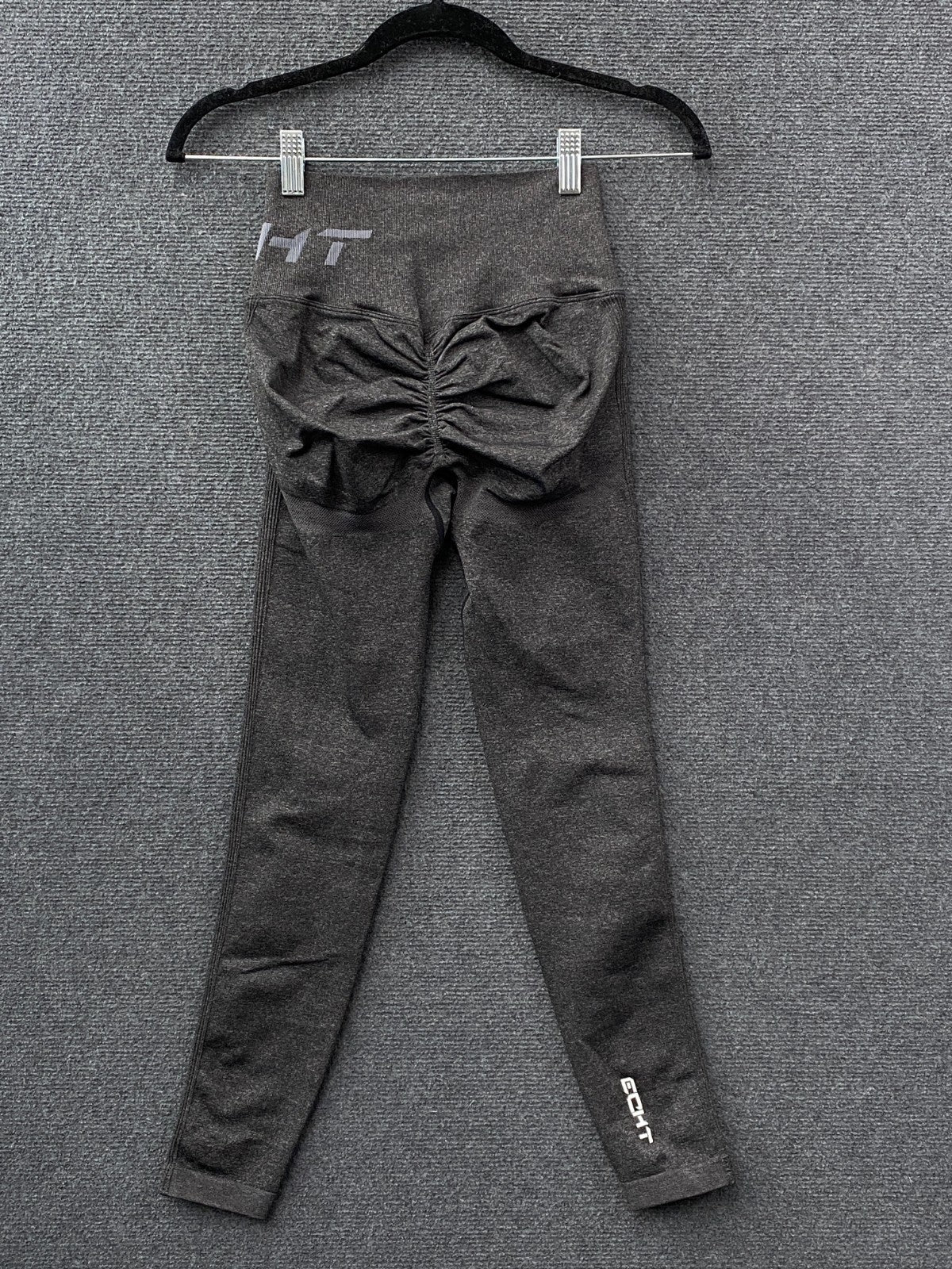 Product photograph [circular:a9814e66e9cf94f9]
